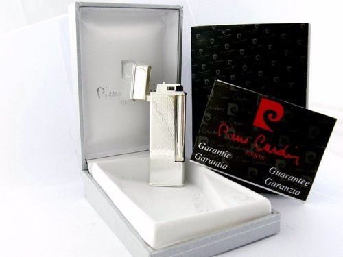 Preisvergleich Produktbild Pierre Cardin Luxus Feuerzeug Silber