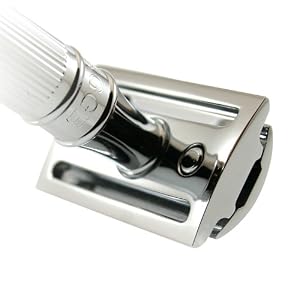 Edwin Jagger DE89L Lined Detail Chrome Plated Double Edge Safety Razor - Image 3