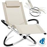 Einfach aufzubauende: Relaxliege mit abnehmbarem Kopfkissen für entspannte Momente unter blauem Himmel - die Armlehnen des Design-Gartenmöbels sorgen für zusätzliche Entspannung