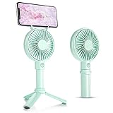 liquair lufterfrischer mini-spray [Multifunktions- und Doppelständer-Design]: Mit dem faltbaren und teleskopischen Design kann der Benks Mini-Lüfter als Tisch- / Tischventilator oder Mini-Handheld-Lüfter verwendet werden. Die obere Halterung ist flexibel und kann für Smartphones mit einer Dicke von 0,39 Zoll verwendet werden.