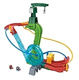 El parque infantil incluye motores MINIS de Thomas y James; múltiples MINIS pueden viajar a lo largo de las pistas al mismo tiempo (los motores de MINIS adicionales se venden por separado).