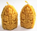 klassische Form mit Muster in Goldgelb