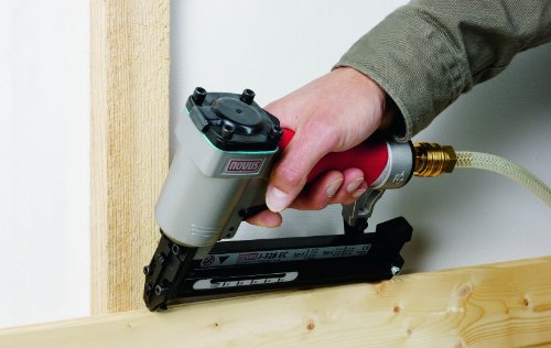Novus Drucklufttacker J – 328 air power, professioneller Drucklufttacker mit Leichtmetallgehäuse, verarbeitet Schmalrückenklammern bis 28 mm Länge und Nägel bis 30 mm Länge, ideal für Vertäfelungsarbeiten, 032-0034 - 3