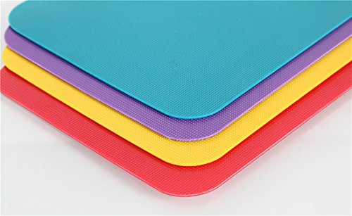 MAOYUAN Antibakteriell Schneidebrett Kunststoff Rutschfest flexible Kunststoff Matten Schneidebretter Set mit 4 29*19cm - 4