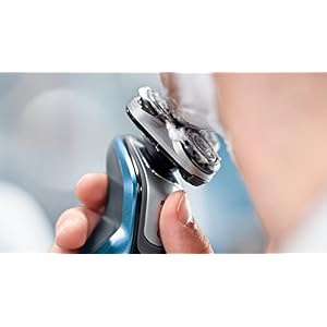 Philips S5420/06 Series 5000 Aqua Touch Electric Shaver with Smart Click Precision Trimmer - Image 4