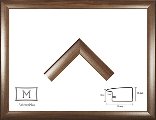 Holz Werkstoff Bilderrahmen „Toskana“ 40 x 55 cm mit großer Farbwahl. Jetzt: Nussbaum dunkel Dekor. Farbgruppe: Holz Dekor