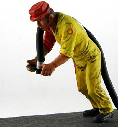 LE MANS miniatures Figure Maurice, right refueller