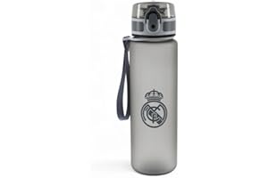Real Madrid Botella oficial diseño moderno, ideal para mantenerse hidratado durante el deporte o el día a día.