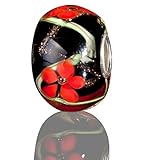 Ein echter Blickfang! Sehr aufwendig in Handarbeit angefertigter Sterling Silber Glas Bead in elegantem Schwarzgrün, elegant verziert mit bezaubernden rubinroten Blumen und dezent schimmernden grün-gelben Flöckchen. Inspiriert durch die faszinierende Unterwasserwelt.