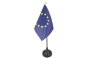 AZ FLAG - Mini Drapeau Europe De Table - 15x10 cm - Drapeau Européen De Bureau 100% Polyester Avec Hampe Pointe Dorée 25cm