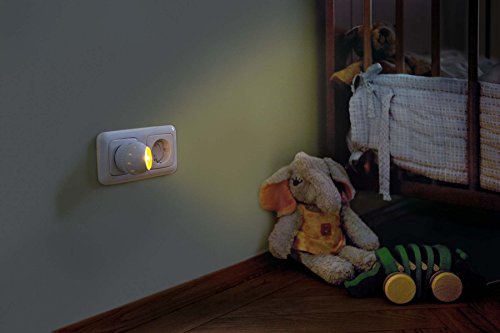 OSRAM LED-Steckdosenlicht / Nachtbeleuchtung / LUNETTA / weiß / Dämmerungssensor / 360 ° drehbarer Leuchtkopf - 6