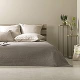 HOCHWERTIGE STOFFE & EXCLUSUVE VERARBEITUNG: Bezug: 100% weiche Mikrofaser. Living Trenddesign - Moderne Steppung, trendige Farben hochwertige gestickte Applikation auf beiden Seiten. Füllung aus hochqualitativem und silikonisiertem Fasergewebe 100% Polyester