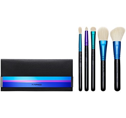 Mac Cosmetics Enchanted Eve Brush Kit    Essentials by Mac