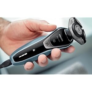 Philips Series 5000 S5530/06 Wet and Dry Men's Electric Shaver with Turbo Plus Mode - Image 4