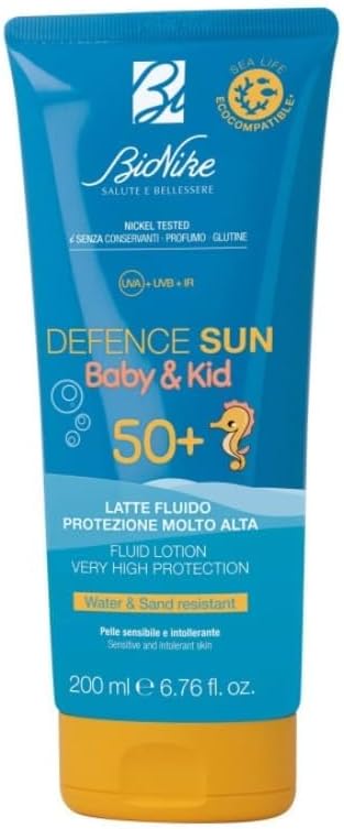 Bionike Defence Sun Baby & Kid - Latte Solare Fluido per Bambino e Neonato SPF 50+, Azione Protettiva, Effetto Waterproof e Anti-sabbia, Lenisce e Ripara la Pelle, 200 ml