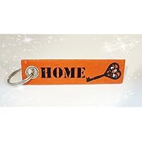 Filz Schlüsselanhänger „Home“ in verschiedenen Farben – schöne Geschenkidee! Zweifarbiger Flockdruck und Veredelung mit Swarovski® Kristallen – natürlich waschbar.