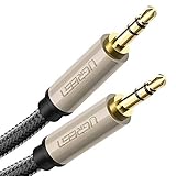 UGREEN Câble Jack Audio 3.5mm Nylon Tressé Fil Plaqué Argent Professionnel Cordon Jack Auxiliaire Téléphone Tablette Voiture Autoradio PC Haut Parleur Hi Fi Compatible avec iPhone iPad iPod (2m)
