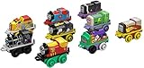 Contiene nueve personajes de la serie de animación infantil "Thomas y sus amigos" y los "Súper amigos de DC".