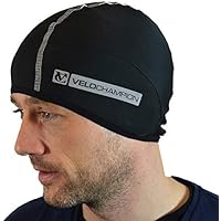 Berretto Aderente Tecnologia Termica VeloChampion per Bici – Berretto Termico a Prova di Vento da Indossare Sotto il Casco – Riscalda Testa Aderente e Allungabile – Ideale come Berretto da Corsa, Ciclismo o Berretto Sportivo (Nero)