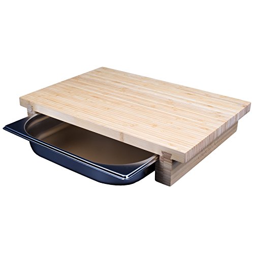 cleenbo Schneidbrett "bamboo GN" Profi Küchenbrett aus geöltem Bambus mit verschiebbarer Gastronorm Edelstahl Auffangschale (GN) 1/2, Board Maße: 420 x 290 x 75 mm