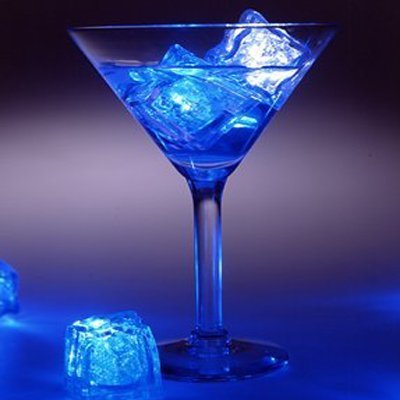 Dreamhigh 12 Stück LED Eiswürfel Non Toxic Wasser Dekorative LED-Flüssigkeitssensor für Party-Hochzeit-Club-Bar - 5