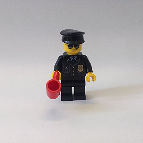 Preisvergleich Produktbild Lego Figur Gefängniswärter -- Ninjago -- (aus Set 70591)