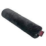 UMWELTVERANTWORTUNG: Alle unsere Lammfelle werden ausschließlich mit dem Einsatz erneuerbarer Energien, mit besonderem Augenmerk auf Nachhaltigkeit, in unserer hauseigenen Gerberei hergestellt.