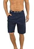 Detalles: Pantalón jogging de agradable mezcla de algodón, forro polar suave al tacto, efecto mezcla de tejido, Dos bolsillos delanteros y uno trasero, Pretina elástica con cordón en colores, Puños elásticos, Aplique de cuero en el bolsillo trasero