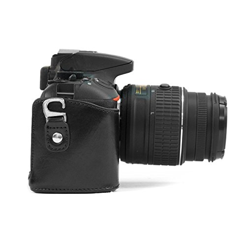 MegaGear MG1060 Etui souple en Cuir pour Nikon D3200  18-55mm  Noir