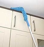 Con el largo plumero de microfibra permite alcanzar, mediante el biegbaren cabeza y los extensibles telescópico también espacios de difícil acceso sin escalera.