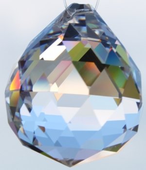 Rieser® premium-kristall Kugel Set 2x 30mm + 1x 40mm in Geschenkbox – Kristall Glas klar 30%PbO – Feng Shui – Regenbogenkristall – Sonnenkristall - 3