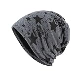Die slouch beanie besteht aus weichem Premium-Acryl, die Innenseite aus Kunstwolle.