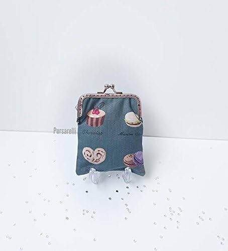 Purse / small coin purse / change purse / coin purse / Kiss lock clasp / clasp purse / tooth fairy purse / cake / cup cake / food / biscuit / gifts for her