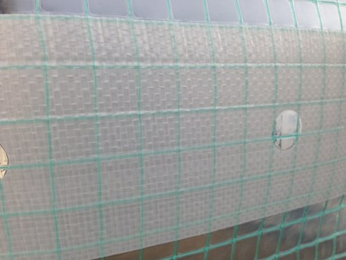 1,5m² Gitterfolie in 1,5m Breite Gartenfolie Treibhausfolie Gewächshausfolie florafol gitterverstärkt mit Nagelrand (Meterware) - 4