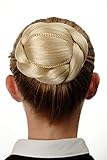 mono titi rubio Moño trenzado de manera elegante, de color rubio plata. El moño está rodeado por una trenza amplia y tiene tres trenzas pequeñas que lo cruzan por encima. El peso ligero de la fibra sintética y el sistema de una peineta y cuatro lazos para horquillas garantizan una fijación firme y un nivel más alto de confort. Color: 613. Diámetro: 9,5 cm