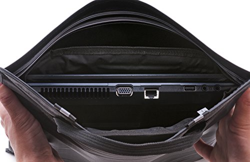 Aqua Quest Storm Laptop Tasche - 100  Wasserdicht - 11 inch  13 inch  15 inch  17 inch - Schwarz oder Rot  17 inch  Schwarz 