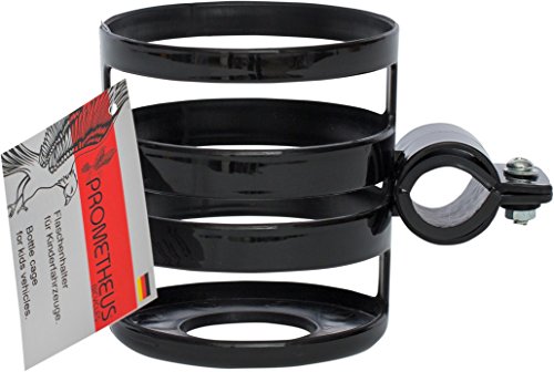 PROMETHEUS Universal Flaschenhalter für Kinderfahrzeuge | Universelle Halterung für Kinderfahrrad | Laufrad | Kinderwagen in Schwarz | Becherhalter Getränkehalter | Stabiles Hart-Kunststoff | geeignet für die meisten Flaschen Becher und Dosen | Edition 2017