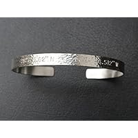 Männer Herren personalisierter, individualisierter Koordinaten Armreif 925 Sterling Silber 7mm breit gehämmert - handgestempelt - 21 bis 40 Zeichen - Geschenk