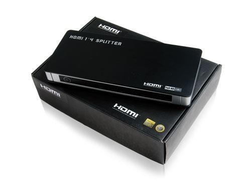 HDGear HSP0104 – 1×4 HDMI Splitter mit integriertem Signalverstärker inkl. Netzteil und Handbuch. 1x HDMI A Buchse (In) auf 4x HDMI A Buchse (Out). Farbe: Schwarz / Silber. - 3