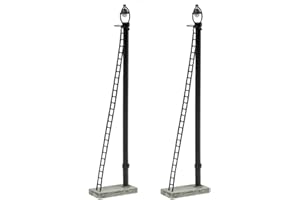 BACHMANN TRAINS Bachmann Scenecraft Wooden Post Yard Lamps 2pcs (Pre-Built)