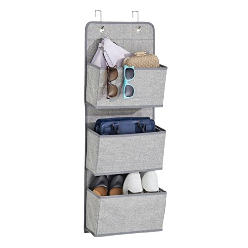 mDesign Schrank-Organizer in Chevron-Muster – Hängeorganizer mit 3 Fächern aus atmungsaktivem Polypropylen – Mehrzweckschrank für die Tür – für Kinderzimmer, Schlafzimmer & Co. - 2