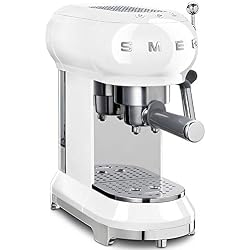 Smeg Machine à café automatique avec système de chauffage Thermoblock, pour un démarrage rapide de l'appareil et un contrôle précis de la température - Blanc