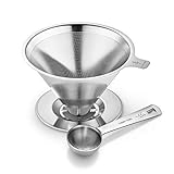 【VIELSEITIG & EINFACH ZU BEDIENEN】 Der Kaffeefilter hat einen extra breiten Boden, und passt auf die meisten Tassen oder Becher. Kompakter und leichter Kaffeetropfkegel für unterwegs oder bei der Arbeit oder zu Hause. Den Kaffeefilter einfach mit heißem Wasser durchspülen, Kaffeepulver hinzufügen, langsam das heiße Wasser übergießen, lassen Sie die Kaffeemaschine das Wasser durch den feinen Filter austropfen. Entfernen Sie den Kaffee-Tropfer wenn er fertig ist, und genießen Sie Ihren Kaffee