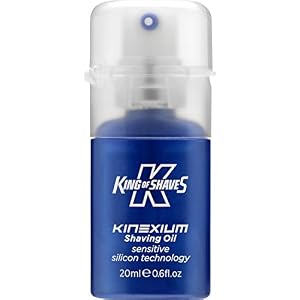 King of Shaves Sensitive Advanced Shaving Oil For Men With Handy Pump, For A Close and Comfortable Shave 30ml - Image 2