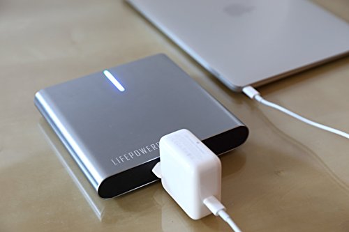 LifePower A2, Powerbank 25.600 mAh mit Steckdose, silber - 2
