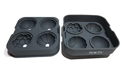 IceFix – XXL Eiskugelform für 4 Kugeln ★ NEUHEIT ★ 5cm Eiskugeln in Fußballlform ★ sportlich runde Eisbälle statt langweilige Eiswürfel ★ XXL Ice Balls für Kinder – von IceFix – Silikon Eisform – Eisbereiter | 2 Jahre Garantie (4er Form) - 5