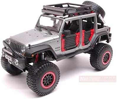 MAISTO MI32523G JEEP WRANGLER UNLIMITED SE TRUCK 2015 GUN METAL 1:24 DIE CAST