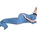 Produktbild Korallenblau Meerjungfrau flosse Decke, Handgemachte häkeln Fischschwanz Waage kuscheldecke für Erwachsene Mädchen Damen Jahreszeiten Schlafsack Kostüm (71-75x35In) (Blau)