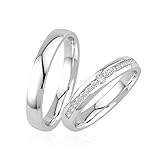 Die Ringe haben eine Breite von 3,5 mm und 2 mm Stärke und 15 handgefasste Swarovski Zirkonia Steine. Die Oberfläche wurde von uns hochglanz poliert.