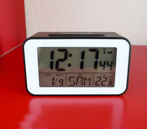 Funkuhr mit Thermometer Funkwecker Wecker Uhr Tischuhr (4491S) - 7